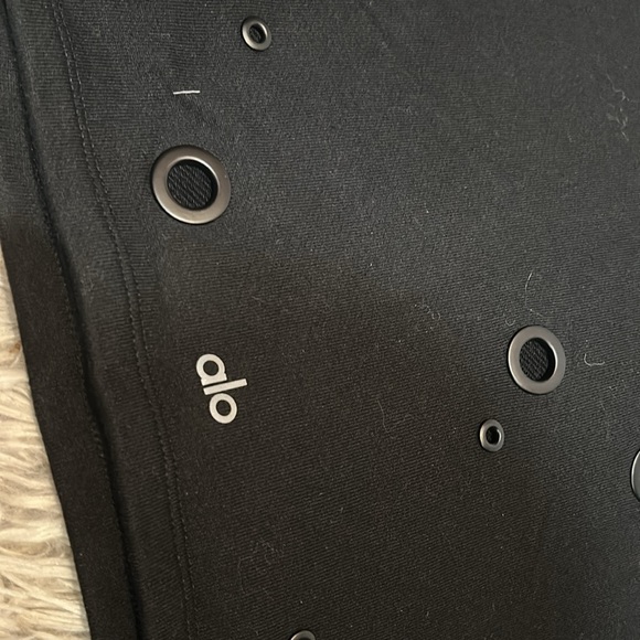 Alo yoga cadence pullover sweatshirt crop - Picture 2 of 5